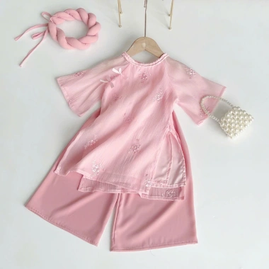 Áo dài cách tân tơ thêu hồng RIOKIDS cho bé gái 4-28kg Lễ Tết du Xuân chụp hình AD36 giá 229k 5