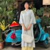 Áo dài dáng suông tay lỡ, cổ tàu rộng, cúc sò, họa tiết in chìm – chỉ 79.000₫ 6
