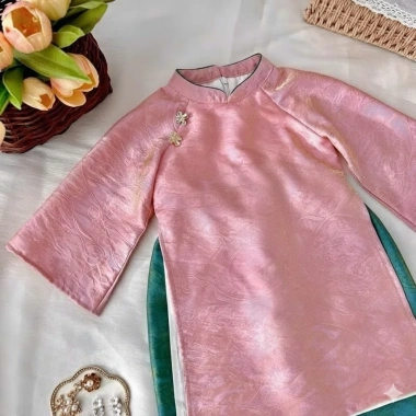 Áo dài Diệu Lam bé gái 8-35kg chất liệu tơ ánh kim cao cấp, giảm giá 350.000đ