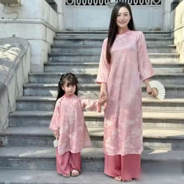 Áo Dài Gấm Hòng Cổ Điển Size 10-30kg Cho Bé Gái - Mặc Tết Giá Ưu Đãi 190k
