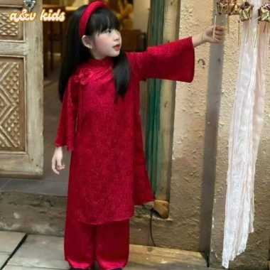 Áo dài gấm lụa 2 lớp hoa cúc đỏ A&V KIDS cho bé gái - Tết 2.026 giá 230k