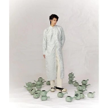 Áo dài nam Khúc Xuân xanh lộc - Thiết kế giới hạn, Tafta nhập, Mặc Tết, Đi lễ, Chụp ảnh, Giá 1.59 triệu - Villa Wings