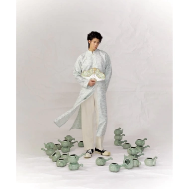 Áo dài nam Khúc Xuân xanh lộc - Thiết kế giới hạn, Tafta nhập, Mặc Tết, Đi lễ, Chụp ảnh, Giá 1.59 triệu - Villa Wings