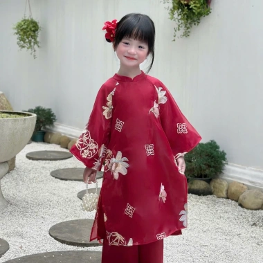 Áo dài Ngọc Diên bé gái vải tơ thêu 4 tà và quần lụa ngọc trai dày dặn, lễ tết giá ưu đãi 245k
