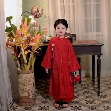 Áo Dài Ngọc Linh Tết 2.026 Bé Gái - Cao Cấp Tơ Lụa Ánh Kim, Giá Ưu Đãi 140k 3 Áo Dài Ngọc Linh Tết 2.026 Bé Gái - Cao Cấp Tơ Lụa Ánh Kim, Giá Ưu Đãi 140k 3