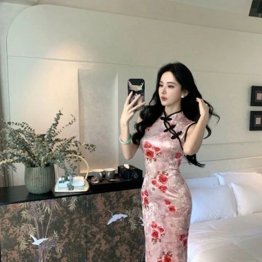 Áo Dài Tay Không Nhung In Hoa Hồng Khai Cao Gót Ôm Sát Phong Cách Gợi Cảm Suzanne 4