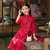Áo dài Tết 2.026 bé gái set 3 chiếc đỏ chất gấm đính hoa ngọc, quần lụa và túi Junykids chỉ 199.000 VND
