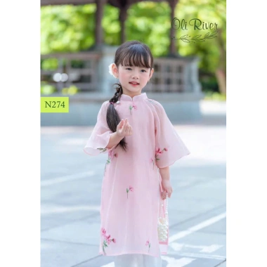 Áo dài Tết bé gái 10-30kg - Cách tân thêu hoa, chất vải thoáng mát, giá chỉ 148.000₫