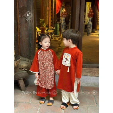 Áo dài Tết Bé họa tiết hoa nhí xinh xắn, nhung cotton mềm mại màu cam - 350.000₫ 5 Áo dài Tết Bé họa tiết hoa nhí xinh xắn, nhung cotton mềm mại màu cam - 350.000₫ 5