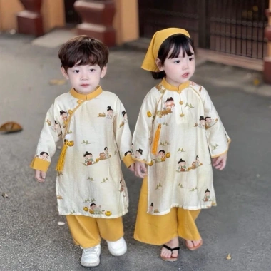 Áo dài Tết bé trai, bé gái cách tân 3D lụa chất kèm khăn đội đầu - Giảm 189k