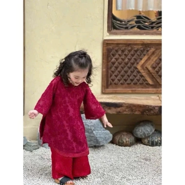 Áo Dài Tết Cách Tân Gấm Hoa Đỏ cho Bé Gái 10-30kg - Giảm còn 225k 5