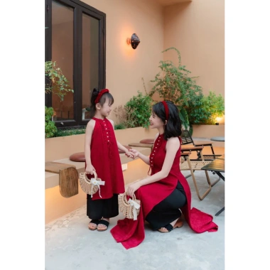 Áo dài Tết Cát Tường lụa gấm cho mẹ & bé, kèm quần đen Đậu Kids&Mom - 290k 6