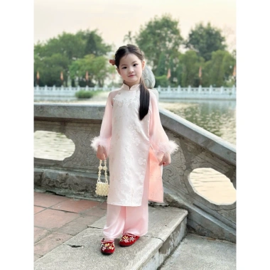 Áo dài Tết cho bé iu 1 phoi tơ sống, tay lông sang trọng, dễ thương - Giảm 22% còn 369.000đ