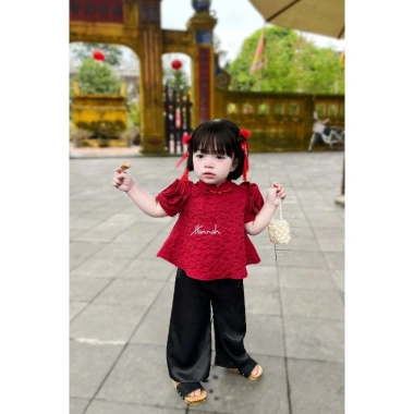Áo Dài Tết Gấm Đỏ Tay Hoa Quần Lụa Set Sườn Xám Đỏ cho Mẹ & Bé HANNAHBABY 370k 6