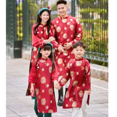 Áo Dài Tết Gia Đình Cao Cấp Màu Đỏ Truyền Thống và Hiện Đại Chụp Hình Yuripromax Giá 355.000₫ 3