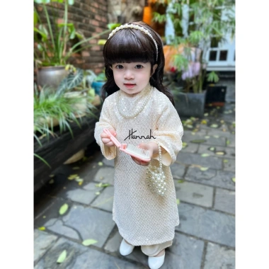 Áo Dài Tết Kem Kim Sa Sang Chảnh cho Mẹ và Bé 9-35kg - HANNAHBABY giá 440k 2
