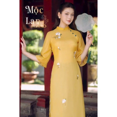 Áo dài truyền thống tơ thêu sẵn, cách tân dài 1,35cm, cổ 3cm, tay lỡ - Giá chỉ 350.000₫