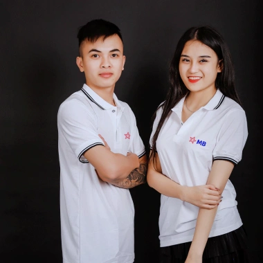 Áo đồng phục ngân hàng cá sấu Thái co dãn 4 chiều, in thông tin yêu cầu – 89.000₫