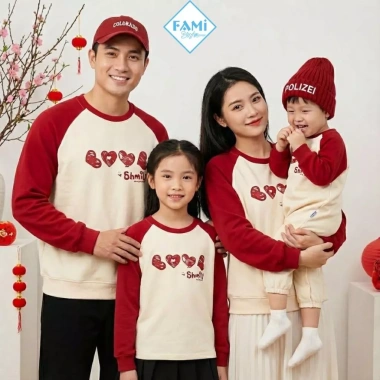 Áo Gia Đình Famistyle Nỉ Sweater Kem Tay Đỏ Hình 4 Trái Tim - 2 Da Cao Cấp, Mềm Mịn, Thoáng Khí, Giảm Giá 2 Áo Gia Đình Famistyle Nỉ Sweater Kem Tay Đỏ Hình 4 Trái Tim - 2 Da Cao Cấp, Mềm Mịn, Thoáng Khí, Giảm Giá 2