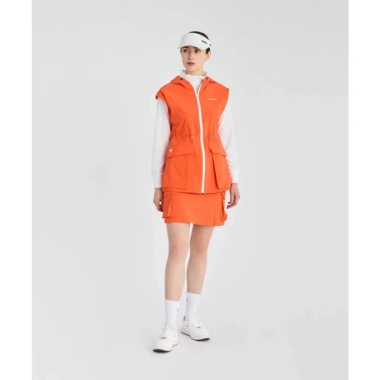 Áo Gile Le Coq Golf Nữ LG4FVER1LV-OR00 - Thiết kế thời trang, chất liệu ấm áp, giảm còn 3.534.545₫ 2 Áo Gile Le Coq Golf Nữ LG4FVER1LV-OR00 - Thiết kế thời trang, chất liệu ấm áp, giảm còn 3.534.545₫ 2