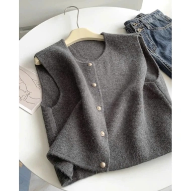 Áo gile len thu đông hottrend KK SP359 – len dệt kim mềm mại, cách điệu, cao cấp, giảm còn 129k 9 Áo gile len thu đông hottrend KK SP359 – len dệt kim mềm mại, cách điệu, cao cấp, giảm còn 129k 9