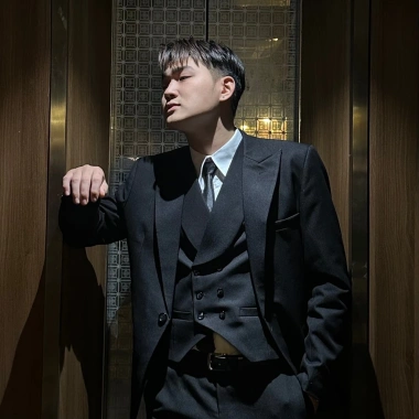 Áo Gile Nam 6 Cúc Vải Chéo 79 - Vest Đen Slimfit Trẻ Trung, Lịch Lãm iMan 3