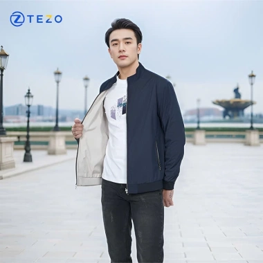 Áo gió nam 2 mặt cổ 5 họa tiết chữ H Tezo 25AG5H021 thời trang, không thấm nước, siêu nhẹ, phối đồ dễ dàng, giá chỉ 511.937₫ giảm mạnh 10 Áo gió nam 2 mặt cổ 5 họa tiết chữ H Tezo 25AG5H021 thời trang, không thấm nước, siêu nhẹ, phối đồ dễ dàng, giá chỉ 511.937₫ giảm mạnh 10