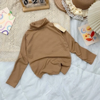 Áo giữ nhiệt cao cổ cho bé, vải thun tăm co giãn ôm sát, size 7-35kg, chỉ 55.000đ