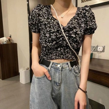 Áo hoa nhí croptop rúm ngực sexy, giảm giá 131.100 VND, trẻ trung, chất liệu thoáng mát 8