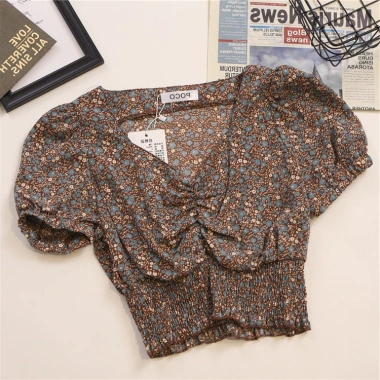 Áo hoa nhí croptop rúm ngực sexy, giảm giá 131.100 VND, trẻ trung, chất liệu thoáng mát 9