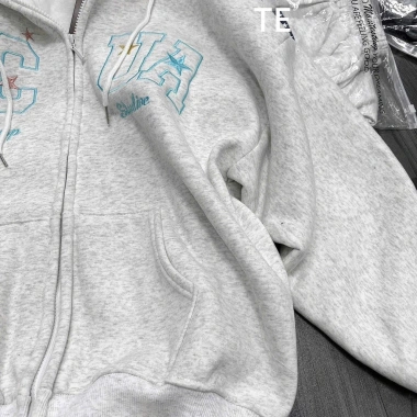 Áo Hoodie Nữ Form Rộng Nỉ Dày Dặn Mềm Mịn Thêu Chữ Xinh Phong Cách Học Và Đi Chơi