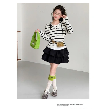 Áo Hoodie nữ LeTong sọc hai mảnh phong cách xuân thu, giảm 20% - Giá 492.966₫