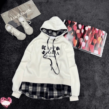 Áo Hoodie Nữ Nỉ Mũ Pha Kẻ Chất Ấm Dày Dặn, Mềm Mại, Quảng Châu Giảm 370.500₫ 6 Áo Hoodie Nữ Nỉ Mũ Pha Kẻ Chất Ấm Dày Dặn, Mềm Mại, Quảng Châu Giảm 370.500₫ 6