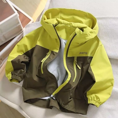 Áo khoác bé trai vỏ mềm mũ trùm đầu, thoáng khí, chống gió, đa năng mọi mùa Unisex 6 Áo khoác bé trai vỏ mềm mũ trùm đầu, thoáng khí, chống gió, đa năng mọi mùa Unisex 6