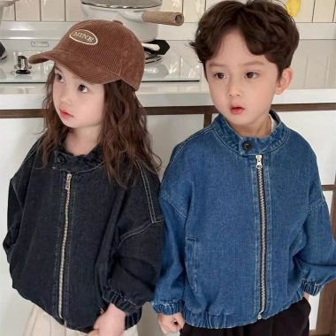Áo khoác Biker denim trẻ em cotton mùa xuân thu Hàn Quốc phong cách dạo phố Áo khoác Biker denim trẻ em cotton mùa xuân thu Hàn Quốc phong cách dạo phố