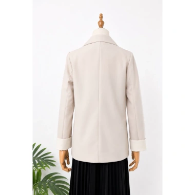 Áo khoác blazer 2 lớp nữ dài tay cúc giữa tay viền trắng, đệm vai trẻ trung công sở - 214.613₫ 5 Áo khoác blazer 2 lớp nữ dài tay cúc giữa tay viền trắng, đệm vai trẻ trung công sở - 214.613₫ 5