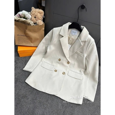 Áo khoác blazer 4 khuy QCCC AKB4KQ thiết kế thời trang, giá chỉ 655.000 VND giảm mạnh