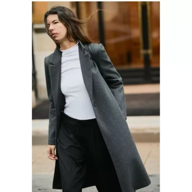 Áo khoác blazer dáng dài đa màu sẵn be - giảm giá 599k, phong cách thanh lịch, chất liệu tốt