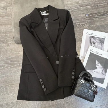 Áo Khoác Blazer Nữ 2 Lớp Đệm Vai - Giá Khuyến Mãi 460k (Giá Gốc 598k) 4