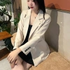 Áo khoác blazer Nữ gấu áo vuông xẻ sau 1 lớp, áo vest ngoài trẻ trung giá 259.000 3