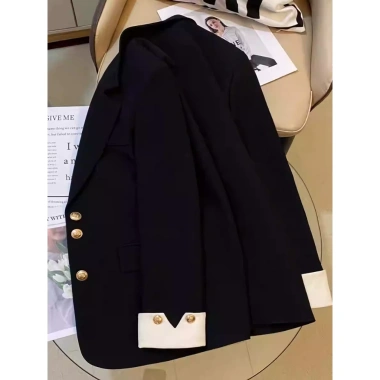 Áo khoác blazer nữ trẻ trung, vest dài tay cúc giữa, đệm vai, phối viền trắng - giảm giá 20% chỉ 219.000đ 3