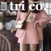Áo khoác blazer và chân váy ngắn dáng rộng phong cách Hàn Quốc thời trang xuân thu nữ