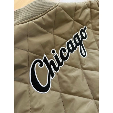 Áo Khoác Bomber Form Nhỏ Đặt Tăng 1 Size M L Logo Thêu TQXK Nam Nữ 399.000₫ 7 Áo Khoác Bomber Form Nhỏ Đặt Tăng 1 Size M L Logo Thêu TQXK Nam Nữ 399.000₫ 7