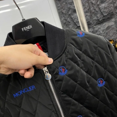 Áo khoác bomber nam nữ MC trần bông, quả trám phủ, vải dệt mác, giá chỉ 350.000 VND