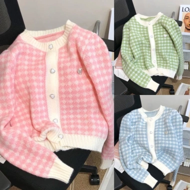 Áo khoác cardigan cúc đá trái tim cổ tròn len mềm mịn big size QCCC NGOMINH SP27 149k 2 Áo khoác cardigan cúc đá trái tim cổ tròn len mềm mịn big size QCCC NGOMINH SP27 149k 2