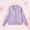 Áo khoác cardigan dệt kim bé gái Preppy in họa tiết Kuromi – 250.000₫