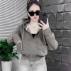 Áo khoác chống nắng mảnh gân NGTS, túi sườn, chạy sọc nhung, gân tăm, freesize 40-60kg - 210.000