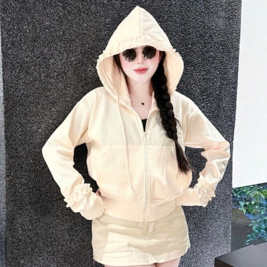 Áo khoác chống nắng thun gân bèo xếp ly 6 túi form lửng vừa mã – Free Size 40‑60kg