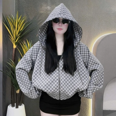 Áo khoác chống nắng ZC3 PC UMI hoạ tiết 4 túi trong, nón to, freesize 40-63kg - giá 260k