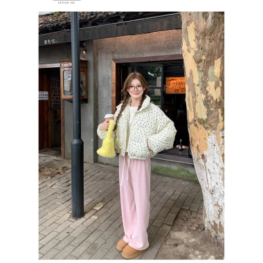 Áo khoác Cotton nhỏ 2.025 - Siêu nhẹ, thời trang, giảm giá 23% chỉ 643.680 VND 3 Áo khoác Cotton nhỏ 2.025 - Siêu nhẹ, thời trang, giảm giá 23% chỉ 643.680 VND 3